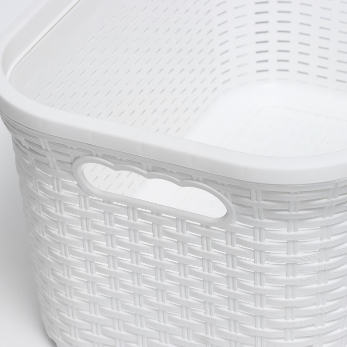 Корзина для глаженого белья «Ротанг», 32 л, 50×31×25 см, цвет белый Корзина для глаженого белья «Ротанг», 32 л, 50×31×25 см, цвет белый