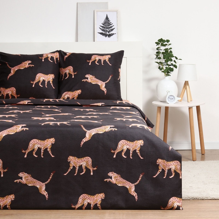 Постельное бельё Павлайн 2сп Гепарды 175х215 ,180х215, 70х70см 2шт полисатин 70г/м, полиэстер 100% Постельное бельё Павлайн 2сп Гепарды 175х215 ,180х215, 70х70см 2шт полисатин 70г/м, полиэстер 100%