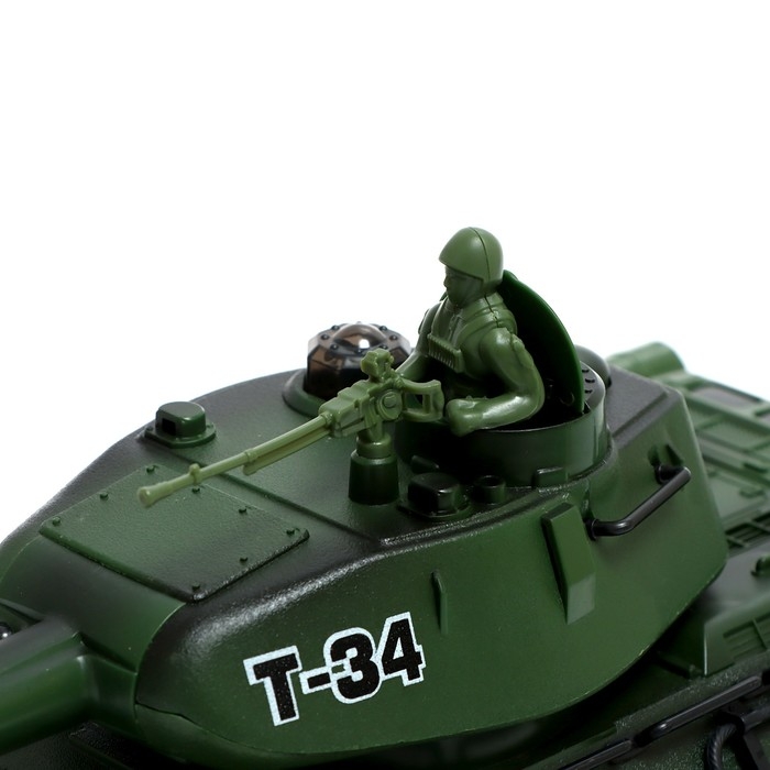 Танк &laquo;Т34&raquo;, радиоуправляемый, в комплекте бункер и бинокль, световые и звуковые эффекты, работает от аккумулятора, цвет зелёный