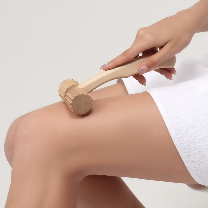 Массажёр &laquo;Каток&raquo;, 20 &times; 9 &times; 4 см, деревянный, зубчатый