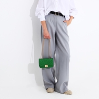 Сумка-мессенджер на клапане, цвет зелёный