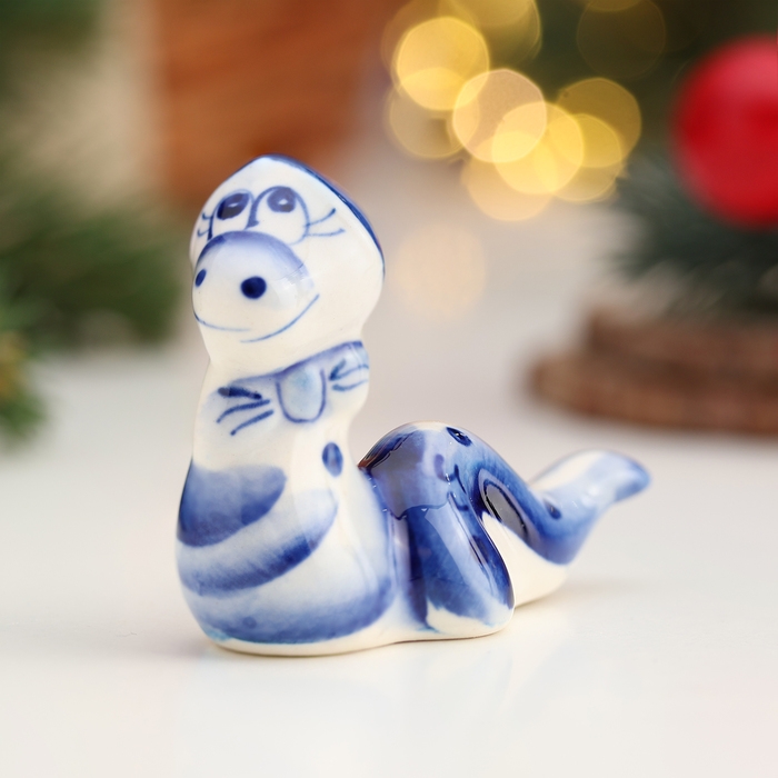 Новый год. Сувенир символ года Новый год. Сувенир символ года "Змея Мотя", гжель, 5 см