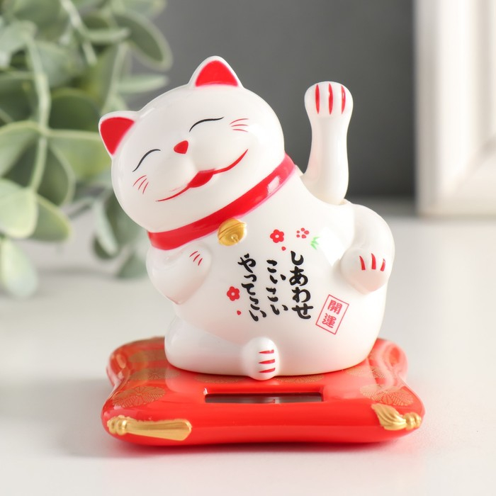 Маятник пластик от солнечной батареи Маятник пластик от солнечной батареи "Манэки-нэко белый на подушке" 6,5х7,5х7 см