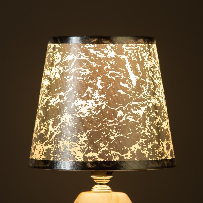 Абажур E27 серебро 15х15х13см Абажур E27 серебро 15х15х13см