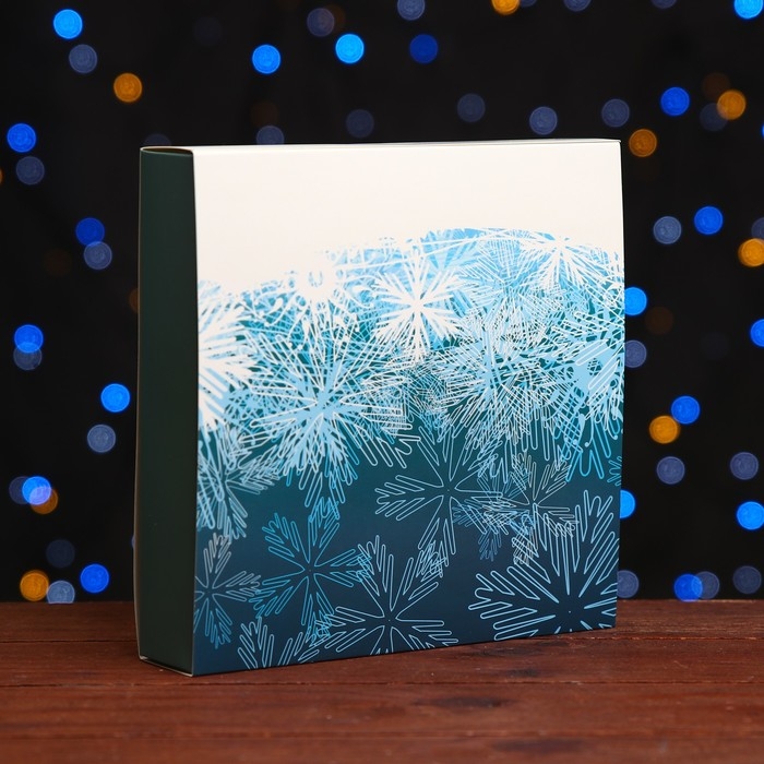 Новый год. Коробка под 16 конфет, 17,7х17,7х3,8 см, кондитерская упаковка