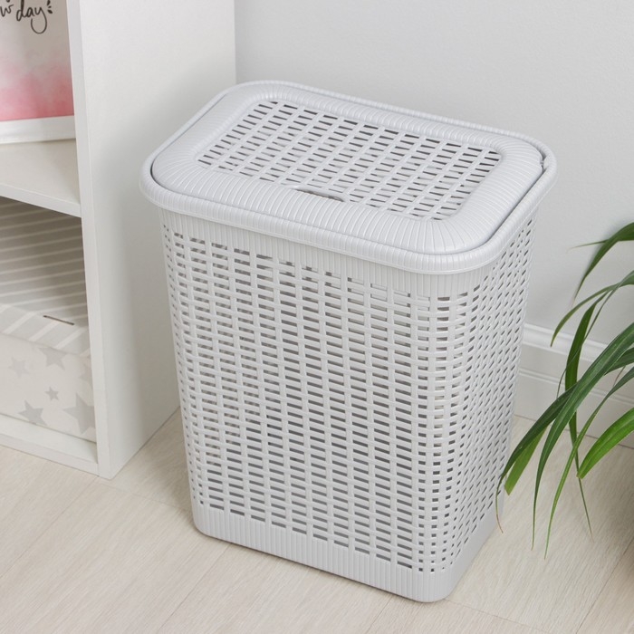 Корзина бельевая с крышкой, 30 л, 37×26×46,5 см, цвет МИКС Корзина бельевая с крышкой, 30 л, 37×26×46,5 см, цвет МИКС