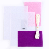 Набор для создания игрушки из фетра &laquo;&lrm;Зайчик в свитере&raquo;&lrm;