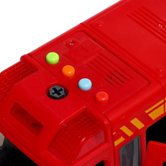 Конструктор винтовой &laquo;Пожарный фургон&raquo;, свет, звук, инерция, 50 деталей