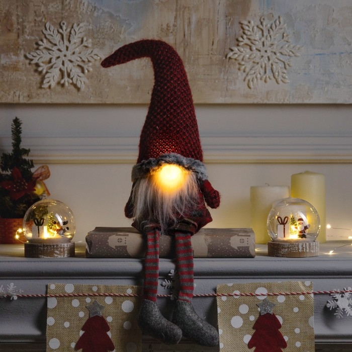 Светодиодная фигура &laquo;Гном в красном колпаке&raquo; 13 &times; 58 &times; 8 см, текстиль, батарейки AG10х3 (в комплекте), свечение тёплое белое