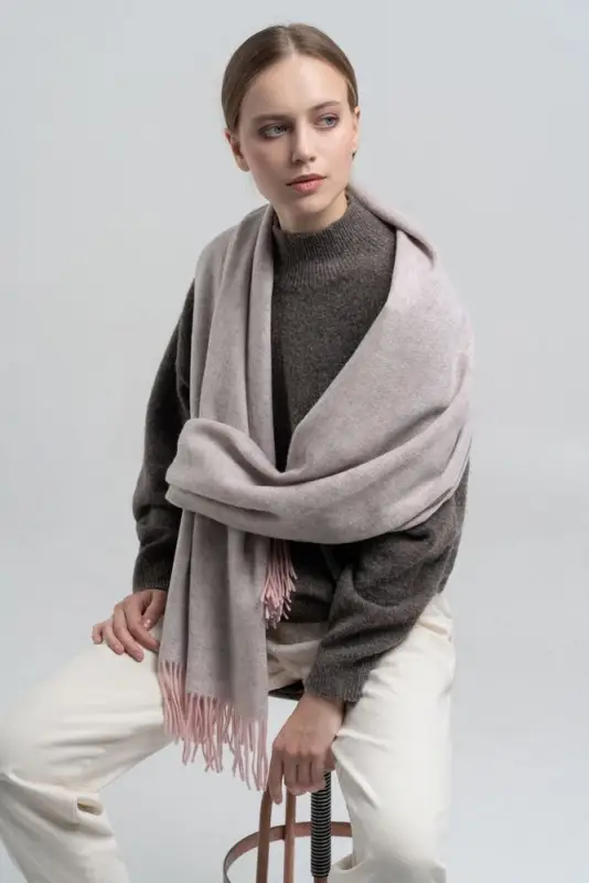 Палантин Gorgeous, розовый Палантин Gorgeous, розовый