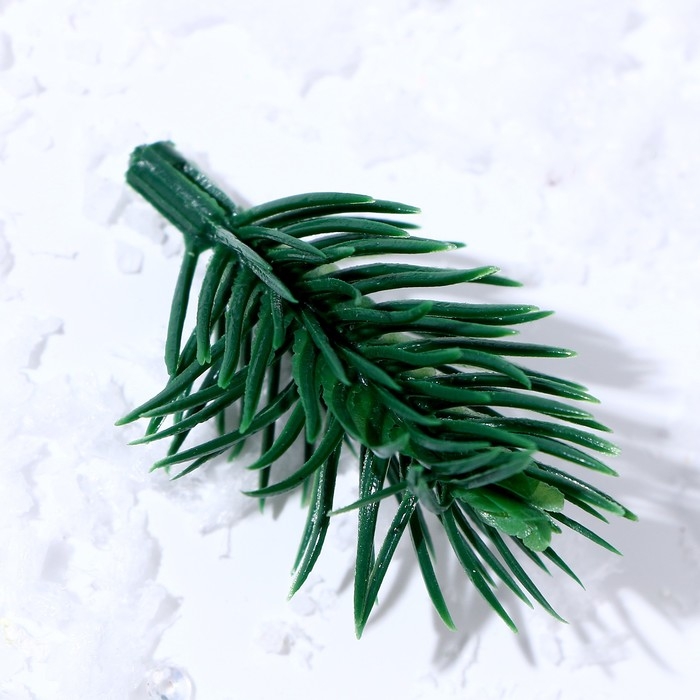 Новый год! Декор &laquo;Ветки ели мини&raquo; набор 100 шт., размер 1 шт. &mdash; 4,5 &times; 3 &times; 3 см