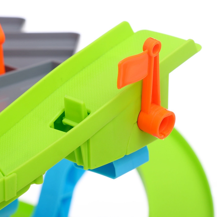 Автотрек &laquo;Виражи&raquo;, в комплекте 8 машинок