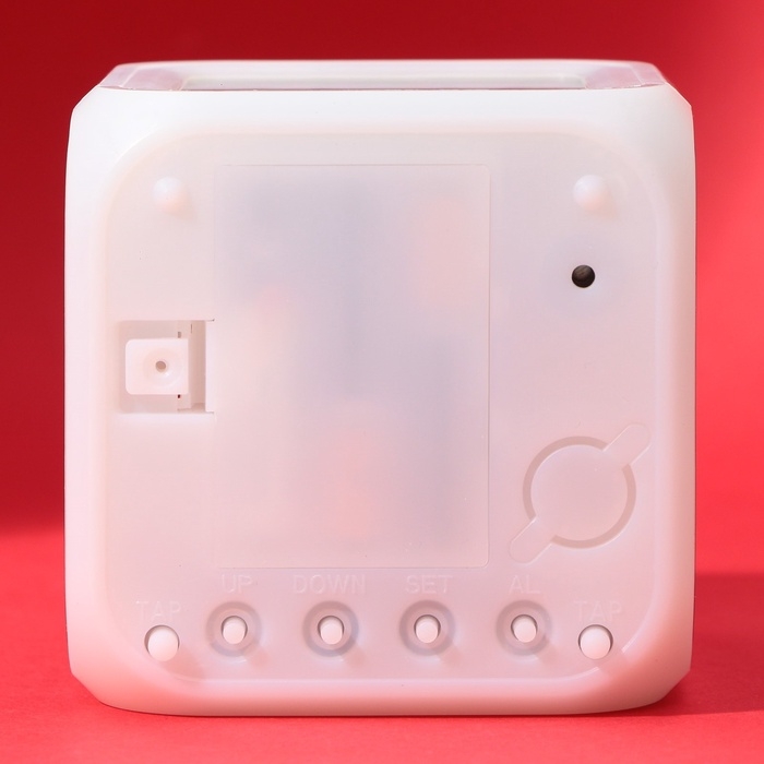 Часы будильник электронные «№1», мод.22, 7,8 х 7,8 см. Часы будильник электронные «№1», мод.22, 7,8 х 7,8 см.