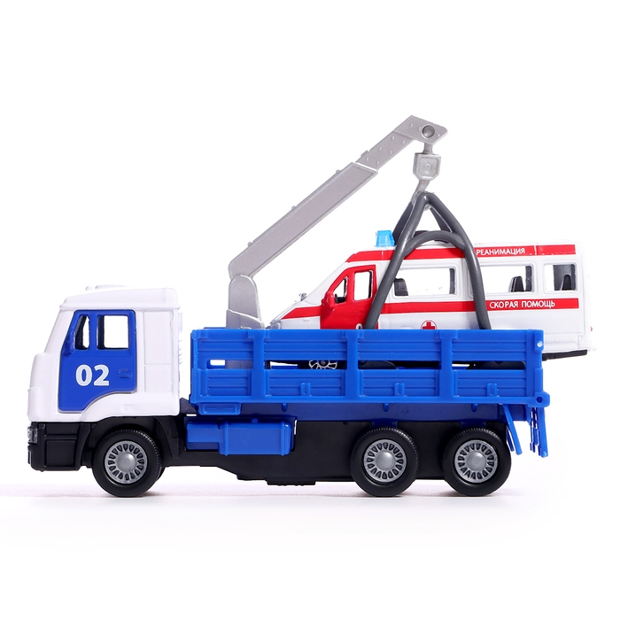 Машина металлическая &laquo;KAMAZ эвакуатор&raquo;, 12 см, открываются двери, подвижные детали, инерция, скорая помощь 7,5 см