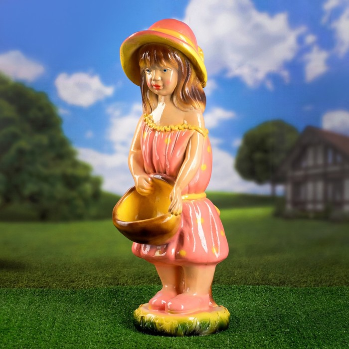 Садовая фигура Садовая фигура "Девочка с корзиной большая" 20х24х65см микс