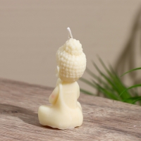 Свеча "Будда" 4х4х8 см, соевый воск Свеча "Будда" 4х4х8 см, соевый воск