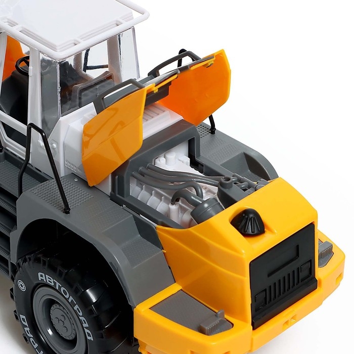 Трактор инерционный «Погрузчик», подвижные детали Трактор инерционный «Погрузчик», подвижные детали