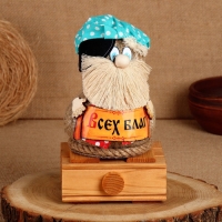 Домовой Харитоныч "Всех благ", на сундуке, 24 х 14 см, микс Домовой Харитоныч "Всех благ", на сундуке, 24 х 14 см, микс