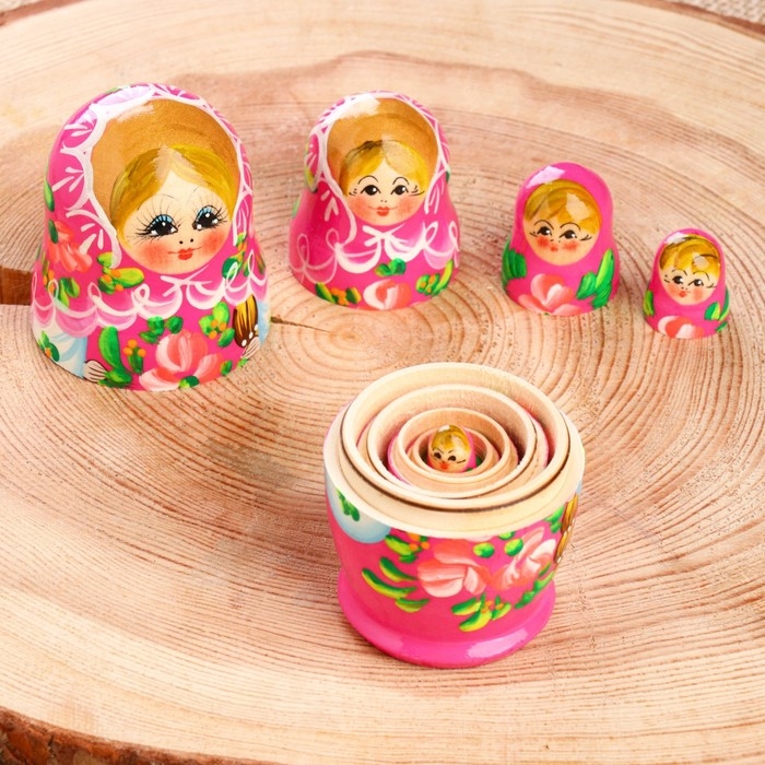 Матрёшка &laquo;Розочки&raquo;,  розовое платье, 5 кукольная, 10 см