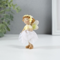 Сувенир полистоун "Малышка фея в цветочном платьишке с цветком" МИКС 6х6х6 см
