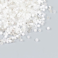 Бисер стекло 12/0 "Перламутр. Белое ассорти" 10 гр Бисер стекло 12/0 "Перламутр. Белое ассорти" 10 гр
