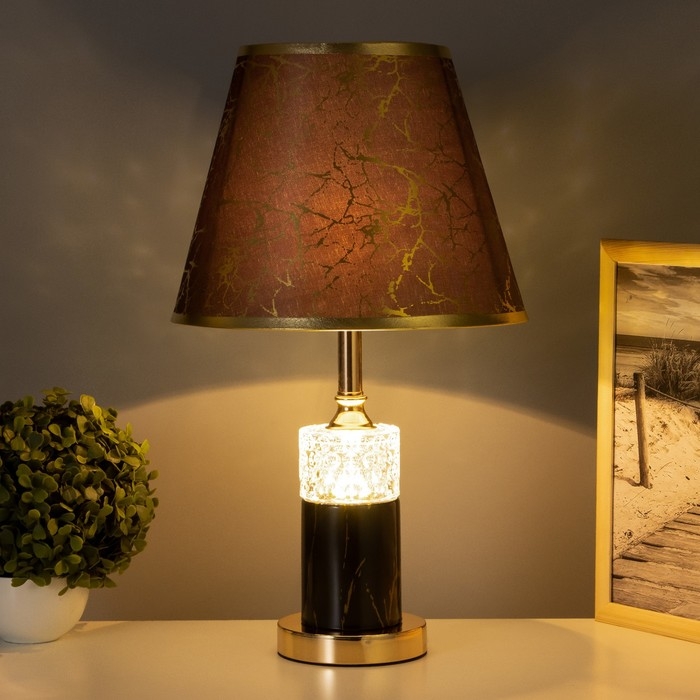 Лампа настольная Лампа настольная "Рамира" 1х40Вт Е27+подсветка, черный/золото 27х27х48см