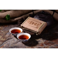 Китайский выдержанный черный чай "Шу Пуэр Bulang zao xiang zhuan", 250 г, 2020 г, кирпич Китайский выдержанный черный чай "Шу Пуэр Bulang zao xiang zhuan", 250 г, 2020 г, кирпич