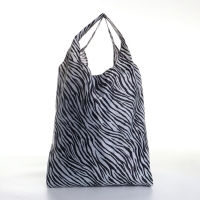 Сумка хозяйственная на кнопке, складная, цвет чёрный/белый Сумка хозяйственная на кнопке, складная, цвет чёрный/белый