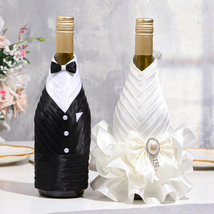 Украшения на шампанское Украшения на шампанское "Элит-тубы" платье с юбкой айвори (2 шт, )