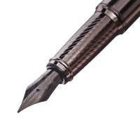 Ручка подарочная перьевая в кожзам футляре ПБ корпус темно-серый Ручка подарочная перьевая в кожзам футляре ПБ корпус темно-серый