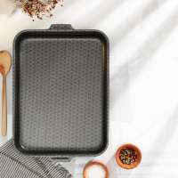 Противень «Хозяюшка», 27×35 см, h=6 см, антипригарное покрытие, цвет бордовый Противень «Хозяюшка», 27×35 см, h=6 см, антипригарное покрытие, цвет бордовый