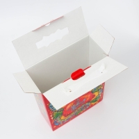 Новый год. Подарочная коробка, Новогодняя "Восточная змея" с пластиковой ручкой 23,5*9,5*30 см. Новый год. Подарочная коробка, Новогодняя "Восточная змея" с пластиковой ручкой 23,5*9,5*30 см.