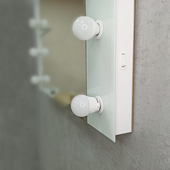 Зеркало «Этюд», гримёрное, настенное, 8 лампочек, 80х60 см Зеркало «Этюд», гримёрное, настенное, 8 лампочек, 80х60 см