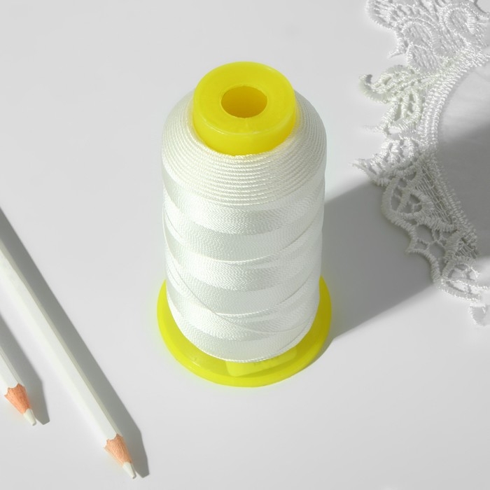 Нитки обувные, 500D/3, 600 м, цвет белый Нитки обувные, 500D/3, 600 м, цвет белый