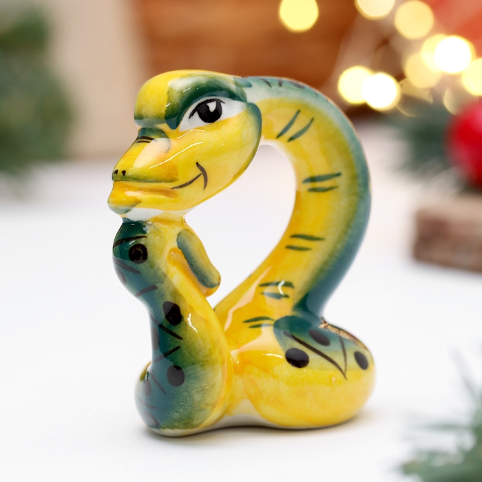 Новый год. Сувенир символ года Новый год. Сувенир символ года "Змей Мыслитель зеленый", 7 см, фарфор