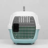 Переноска для животных пластиковая с металлической дверью 47х32,5х30 см, вес до 9 кг, голубая 9343 Переноска для животных пластиковая с металлической дверью 47х32,5х30 см, вес до 9 кг, голубая 9343