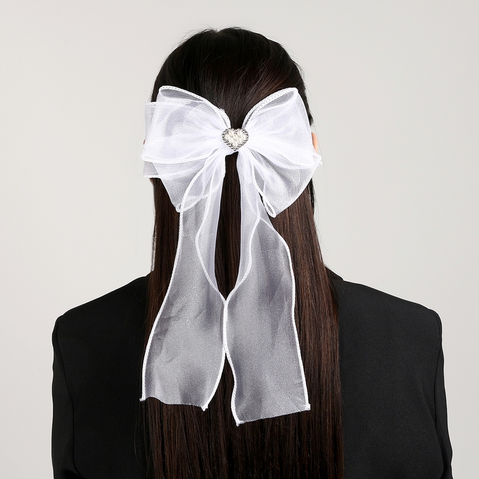 Карнавальный зажим «Бантик» с декором-сердцем Карнавальный зажим «Бантик» с декором-сердцем