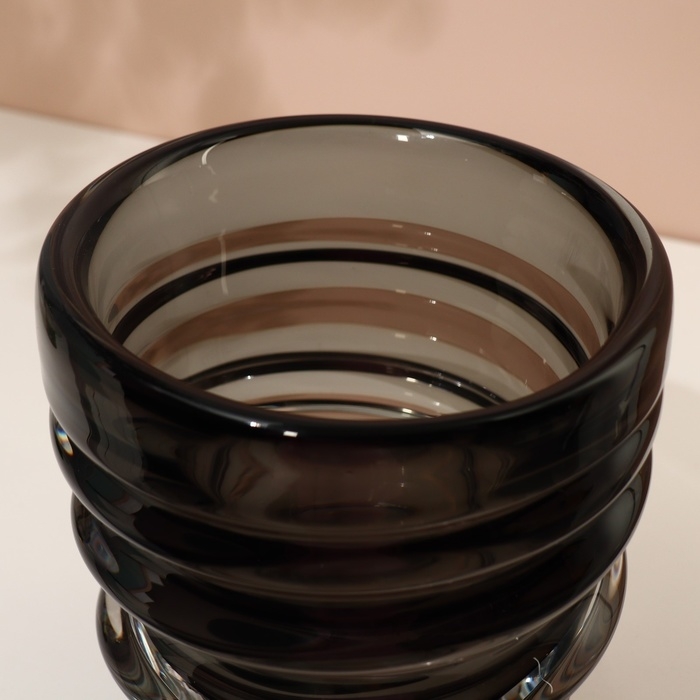 Ваза для цветов «Пилея» из прозрачного черного стекла 20 х 18 х 18 см Ваза для цветов «Пилея» из прозрачного черного стекла 20 х 18 х 18 см