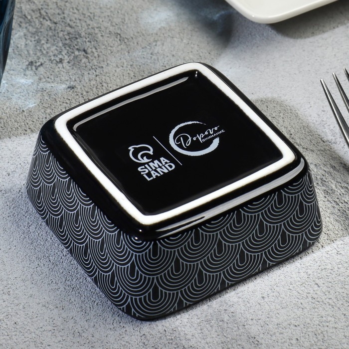 Соусник керамический «Орнамент», 8.5 х 8.5 х 3.5 см, цвет чёрный Соусник керамический «Орнамент», 8.5 х 8.5 х 3.5 см, цвет чёрный