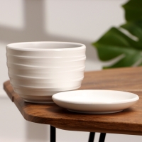 Горшок цветочный "Нежность" белый 0,5 л Горшок цветочный "Нежность" белый 0,5 л