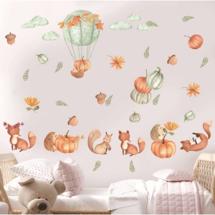 Наклейка пластик интерьерная цветная Наклейка пластик интерьерная цветная "Зверята в осенний сезон" набор 2 листа 30х84 см