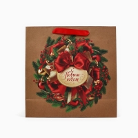 Пакет подарочный новогодний крафтовый квадратный &laquo;Новогодний венок&raquo;, 30 х 30 х 12 см , Новый год