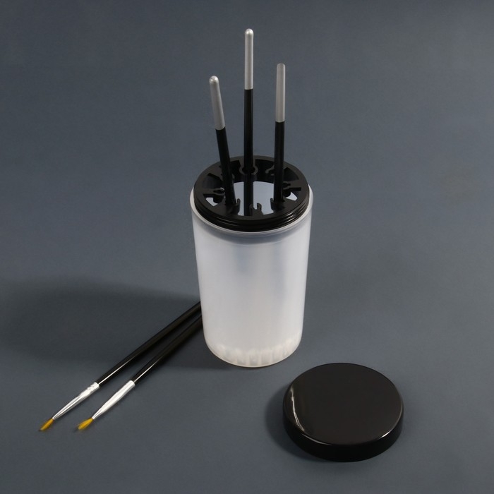 Ёмкость для очистки и хранения кистей, с держателями и крышкой, 200 мл, цвет прозрачный/чёрный Ёмкость для очистки и хранения кистей, с держателями и крышкой, 200 мл, цвет прозрачный/чёрный