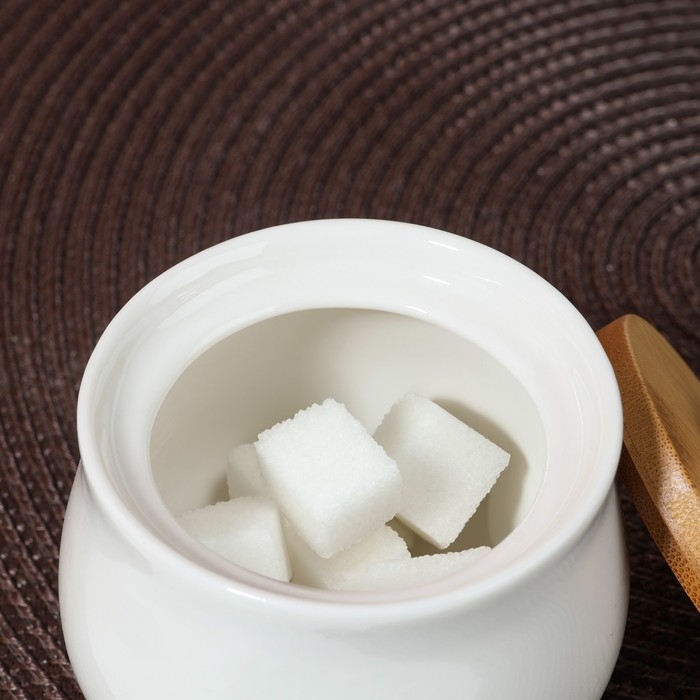 Сахарница керамическая &laquo;Цветы&raquo;, 230 мл, цвет белый