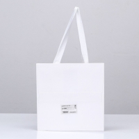 Пакет крафт с квадратным дном и окном 20 Х 20 Х 20 см Белый, 1шт Пакет крафт с квадратным дном и окном 20 Х 20 Х 20 см Белый, 1шт