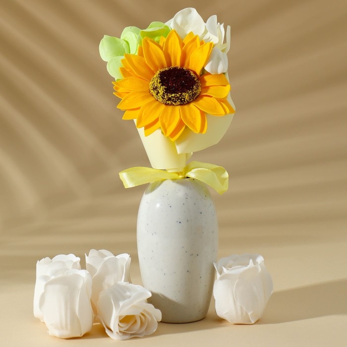 Подарочный набор косметики «Яркой весны», мыло лепестковое, ЧИСТОЕ СЧАСТЬЕ Подарочный набор косметики «Яркой весны», мыло лепестковое, ЧИСТОЕ СЧАСТЬЕ