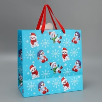 Пакет подарочный новогодний &laquo;Снеговик&raquo;, 30 х 30 х 15 см, Новый год