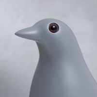 Сувенир полистоун "Птица" серая 28х23,5 см