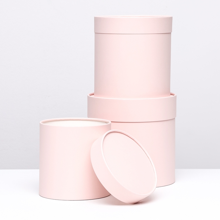 Набор коробок 3 в 1 без окна, розовый лепесток(перламутр) 21 х 21 - 16 х 16 см Набор коробок 3 в 1 без окна, розовый лепесток(перламутр) 21 х 21 - 16 х 16 см