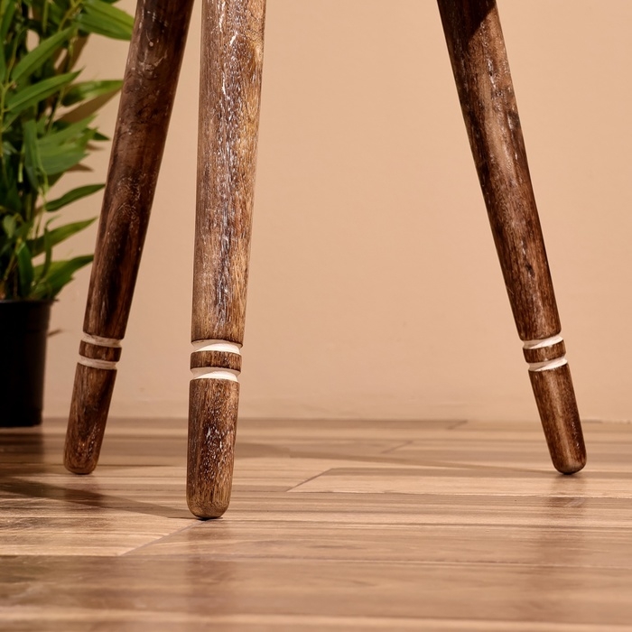 Столик кофейный 40х40х45 см, манговое дерево Столик кофейный 40х40х45 см, манговое дерево